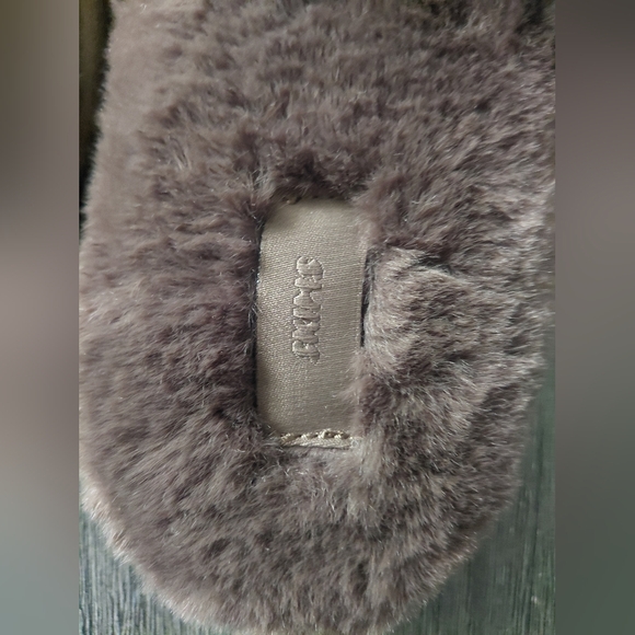 Skims Slippers - Picture 3 of 6